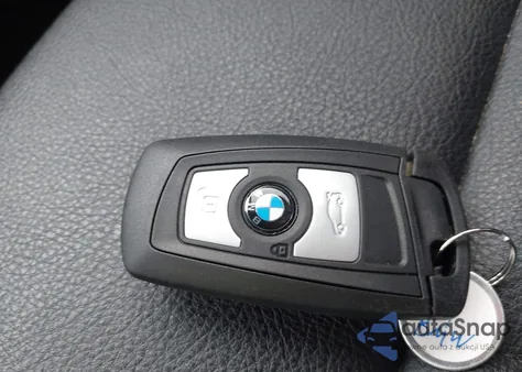 2014 BMW 320I z USA, uszkodzony, nr VIN WBA3B1G55ENS77331